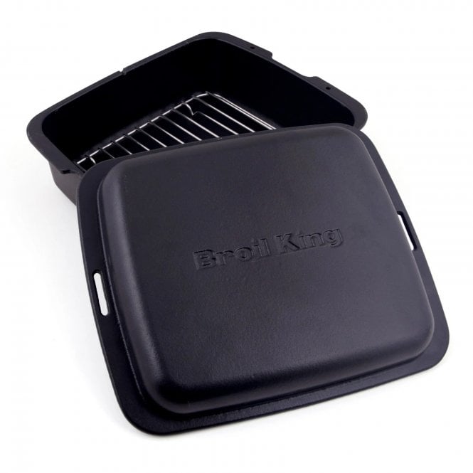 Broil King  Cast Iron Dutch Oven