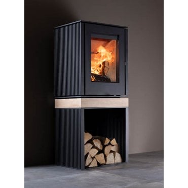 Qudos Harrlam Woodburning Stove with Bars Pedestal & Wood Spacer