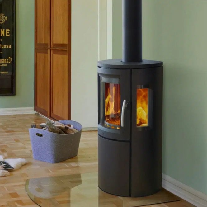 Varde  Lyon Air Woodburning Stove
